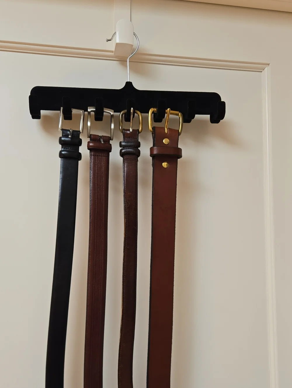 Black Velvet Belt Hanger -14 Hooks